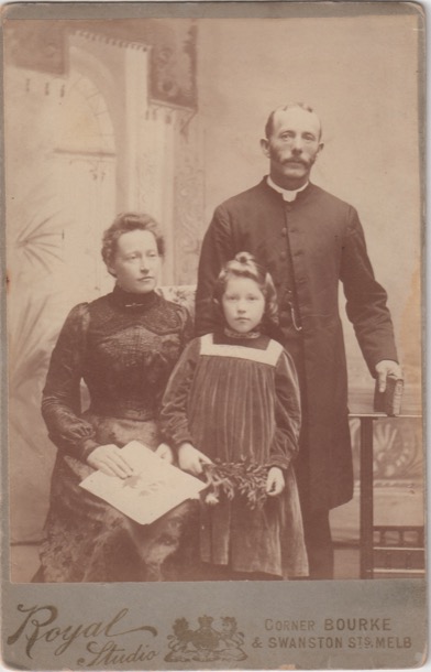 Alf's parents and sister Alice copy